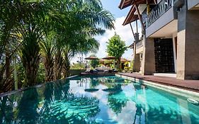 D'Djabu Guest House Echo Beach
